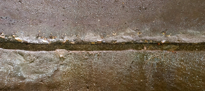 разрывы между колец в колодце